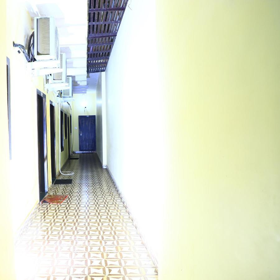 Shivraj Homestay Mathura Bagian luar foto